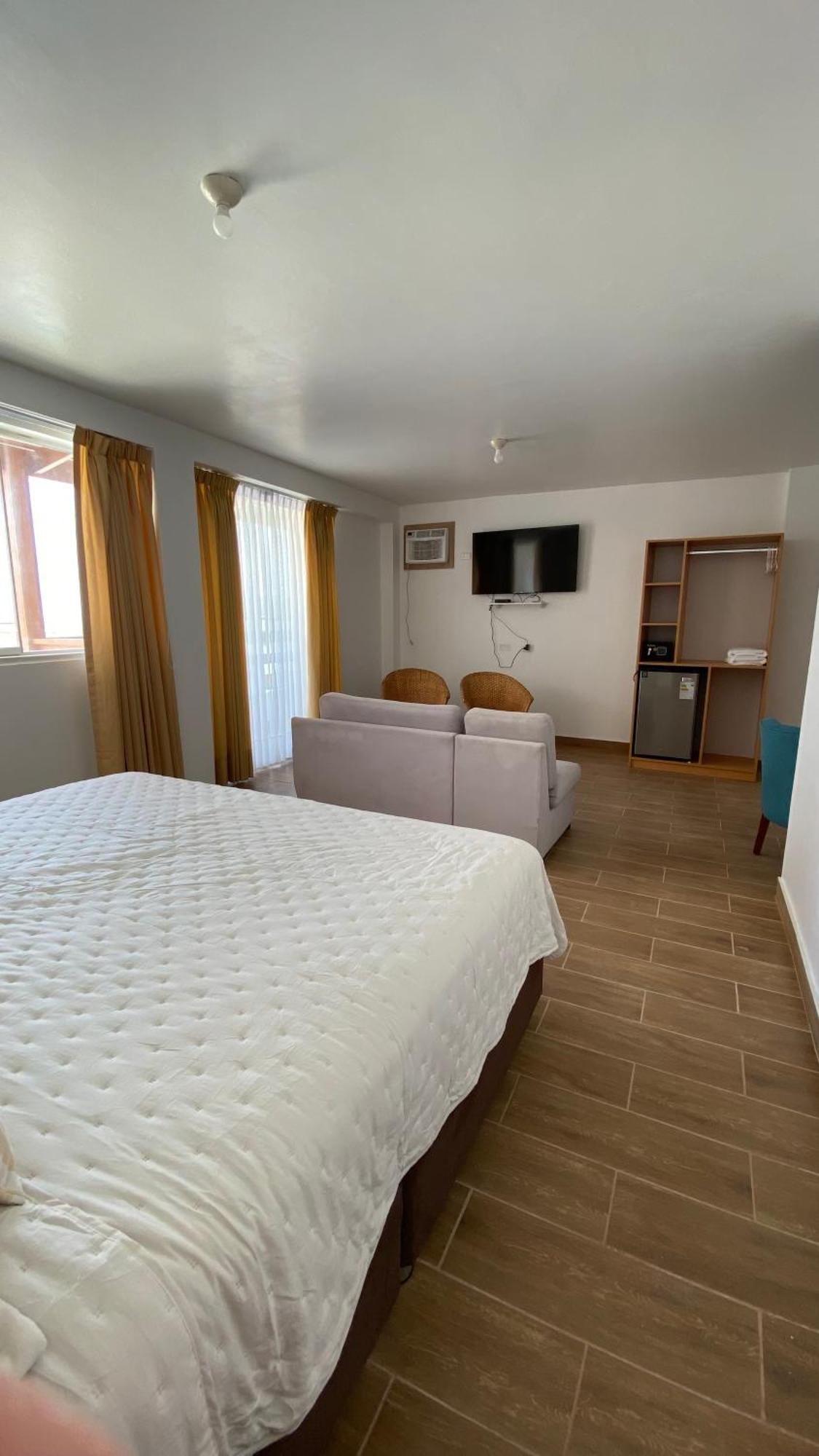Prim Hotel Вичайито Экстерьер фото