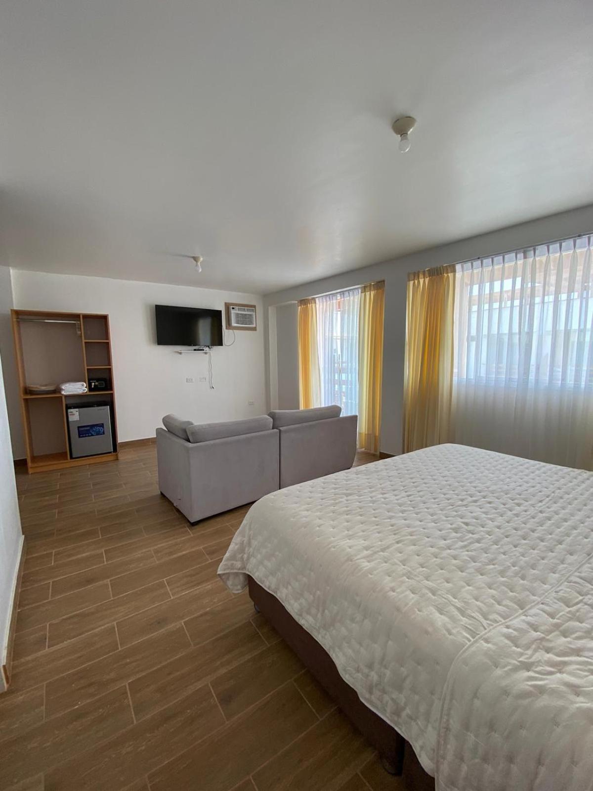 Prim Hotel Вичайито Экстерьер фото
