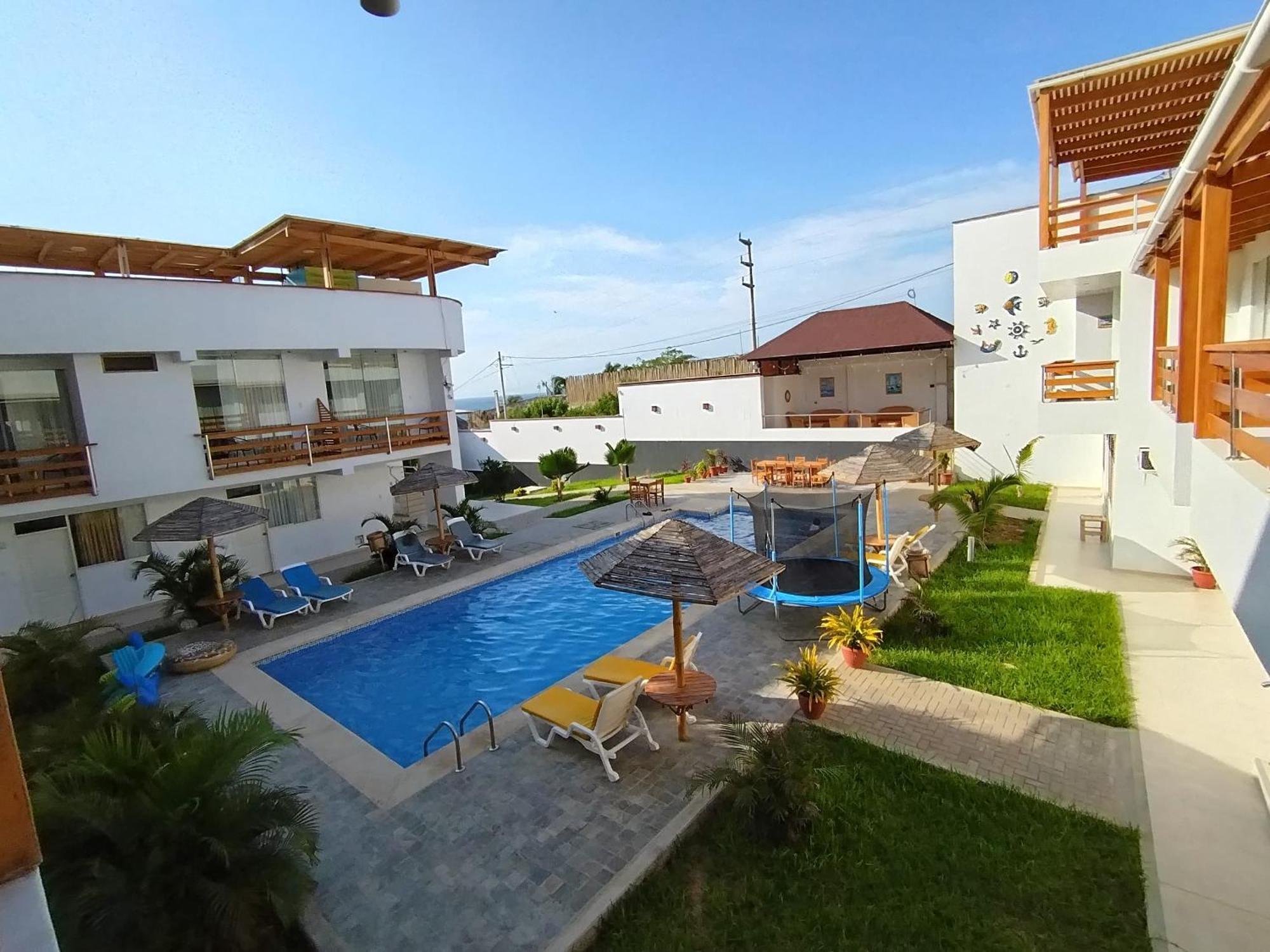 Prim Hotel Вичайито Экстерьер фото